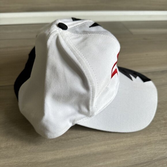 Vintage Chevrolet Shark‎ Tooth Strapback Hat Chevy Baseball Cap 90s White Black - Picture 4 of 12